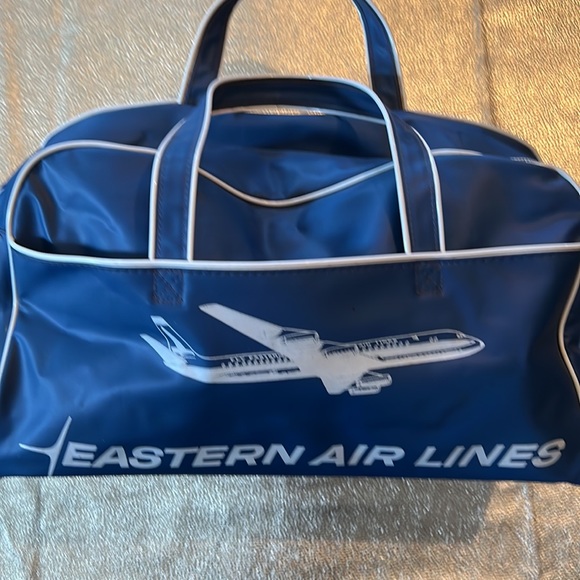 Vintage Eastern Airlines Travel Bag - Picture 2 of 2